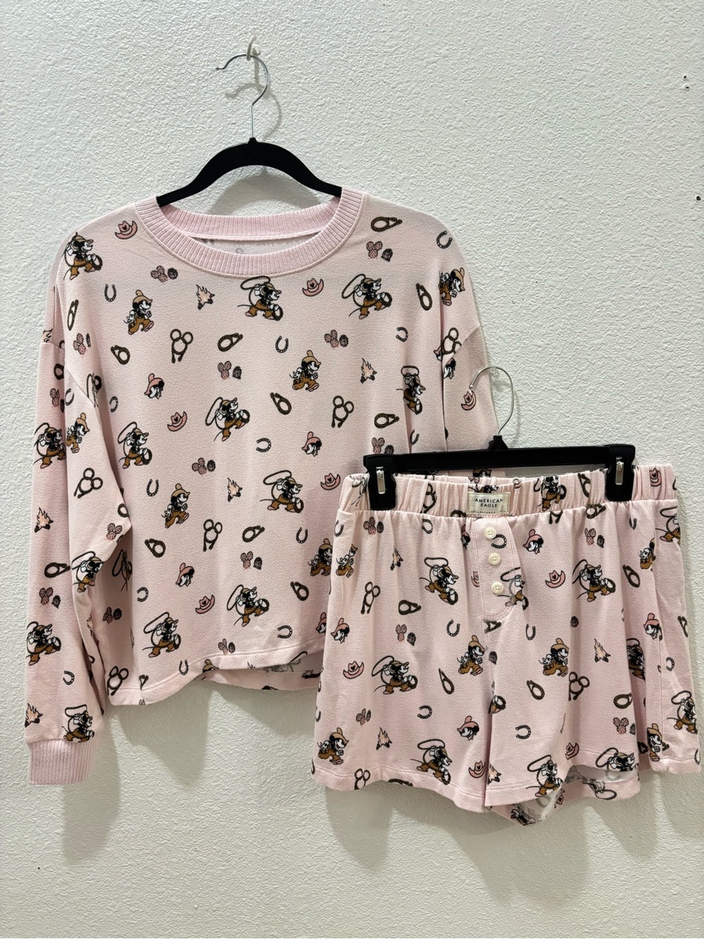 American Eagle AE Lounge Pink Mickey Mouse Western Pajama Lounge Set Size Medium